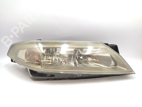Used Right headlight RENAULT LAGUNA II Grandtour (KG0/1_) 1.8 16V (KG0B, KG0M) (120 hp) 26568918