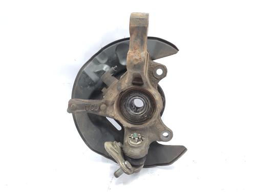 Used Left front steering knuckle TOYOTA COROLLA (_E12_) 2.0 D-4D (CDE120R, CDE120L_) (110 hp) 30960811