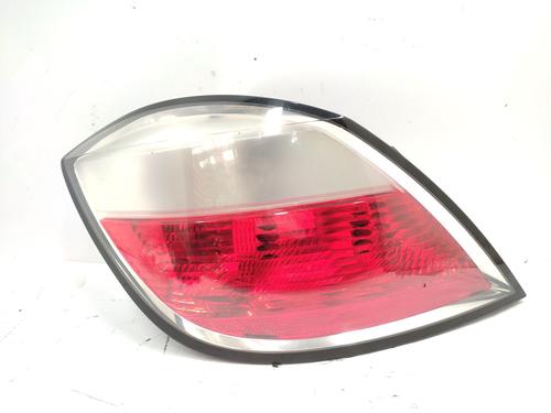 left-taillight-opel-astra-h-a04-2004-2005-2006-2007-2008-2009-2010-2011-2012-2013-2014-33977867 main image