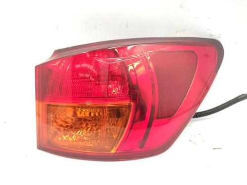 Højre baglygte LEXUS IS II (_E2_) 220d (ALE20) (177 hp) 28623792