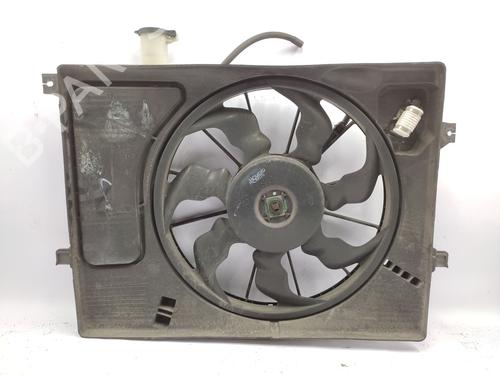 Køleventilator elektrisk HYUNDAI i30 (GD) 1.4 (101 hp) 30302914