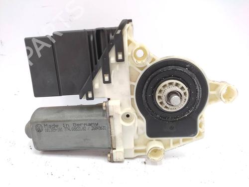 Rudehejsemotor bagstkærm venstre VW GOLF IV (1J1) 1.9 TDI | BP21156955E23