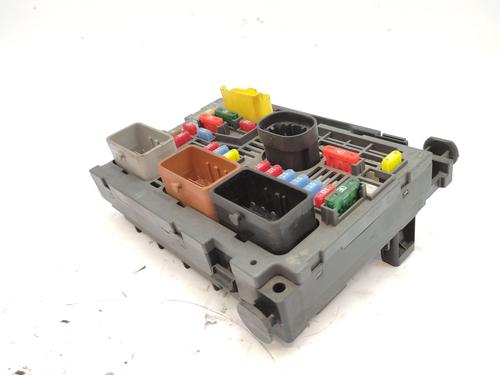 Used Fuse box Fuse box PEUGEOT 5008 (0U_, 0E_) 1.6 HDi (114 hp) 36357922 36357922
