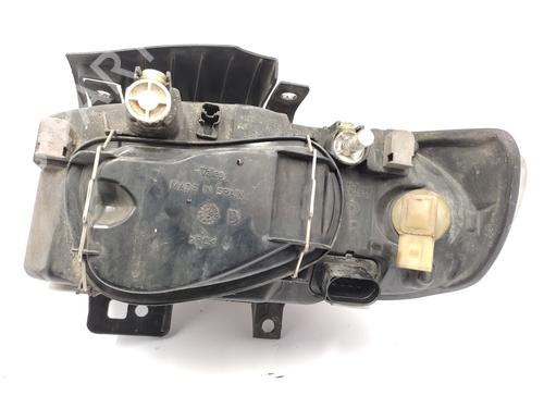 Right headlight SEAT CORDOBA (6K2)  | BP21156685C29 