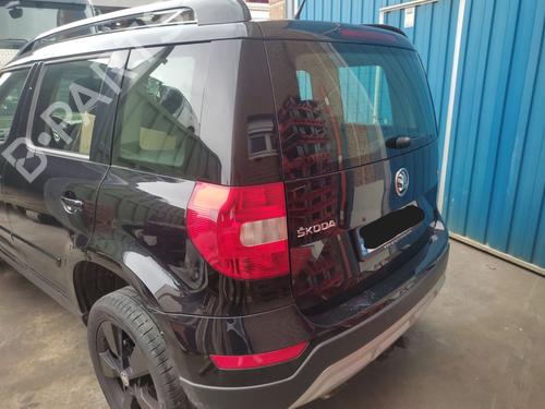 Left taillight SKODA YETI (5L) 1.2 TSI | BP32435762C34 