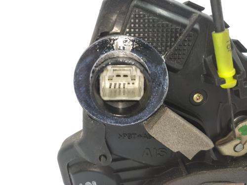 Front left lock TOYOTA AVENSIS (_T25_) 2.0 D-4D (CDT250_, CDT250R) | BP21153918C98 
