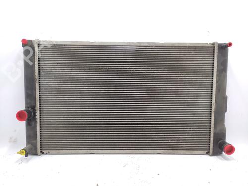 Used Water radiator TOYOTA AURIS (_E15_) 1.8 Hybrid (ZWE150_, ZWE150R) (136 hp) 32210963