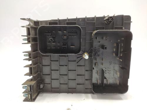 Fuse box VW GOLF PLUS V (5M1, 521) 1.9 TDI | BP22777266E1
