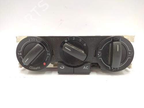 Used Climate control VW POLO IV (9N_, 9A_) 1.4 16V (80 hp) 21590042