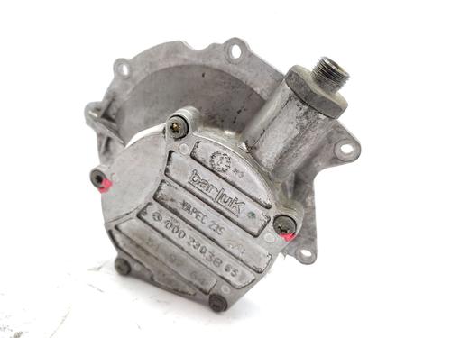 Used Vacuum pump MERCEDES-BENZ VITO Van (W638) 110 D 2.3 (638.074, 638.078) (98 hp) 22734795