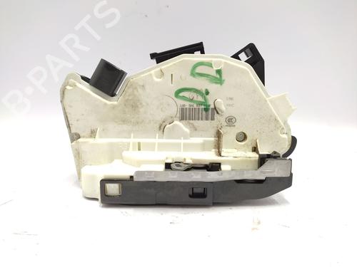 Used Front right lock VW TIGUAN (5N_) [2007-2018]  27370139
