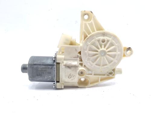 right-front-window-motor-mercedes-benz-c-class-w204-2007-2008-2009-2010-2011-2012-2013-2014-2015-36159128 main image