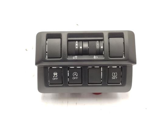 BP30777091I30 main image