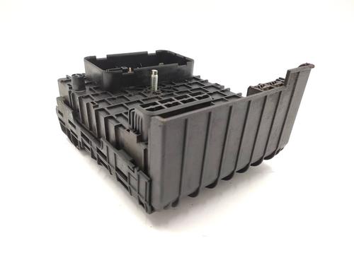 Fuse box VW PASSAT B6 (3C2) 2.0 TDI 16V | BP21154339E1