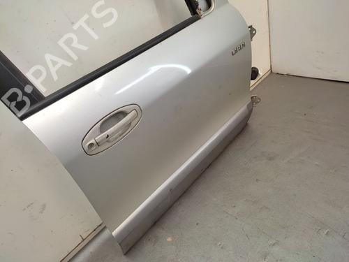 Right front door HYUNDAI SANTA FÉ I (SM) 2.0 CRDi | BP28569650C3