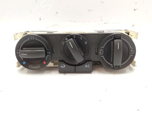 Used Climate control Climate control VW POLO IV (9N_, 9A_) 1.4 16V (75 hp) 33422030 33422030