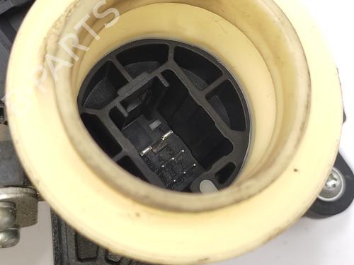 Rudehejsemekanisme Højre foran TOYOTA AURIS (_E15_) 1.8 Hybrid (ZWE150_, ZWE150R) | BP21154818C23