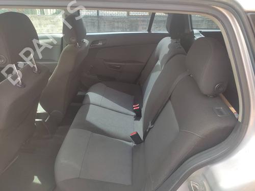 Front right lock OPEL ASTRA H Estate (A04)  | BP21152868C97 