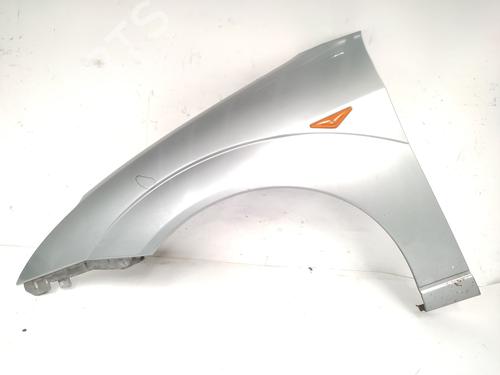 Used Left front fenders FORD FOCUS I (DAW, DBW) 1.6 16V (100 hp) 26682347