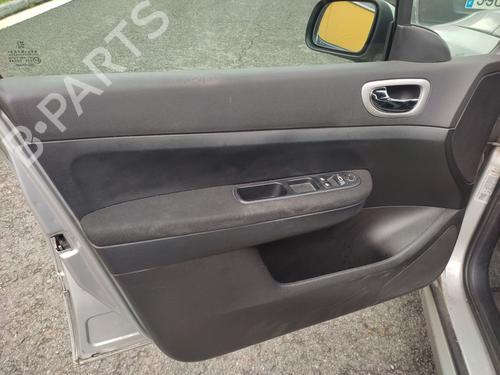 Right mirror PEUGEOT 307 (3A/C) 1.6 HDi 110 | BP26391192C27 