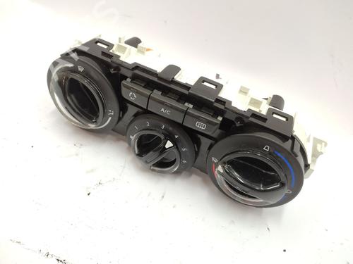 Climate control PEUGEOT 208 I (CA_, CC_) 1.2 VTI 82 | BP29592402I5 