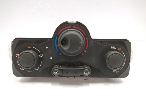 AC Styreenhet / Manøvreringsenhet RENAULT CLIO III Grandtour (KR0/1_) 1.5 dCi (KR0F) (86 hp) 21590041