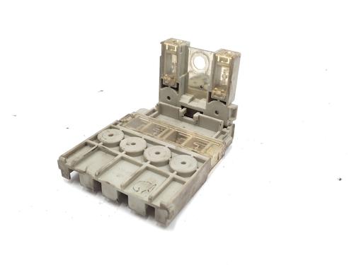 Used Fuse box Fuse box PEUGEOT 4007 (VU_, VV_) 2.2 HDi (156 hp) 36700521 36700521