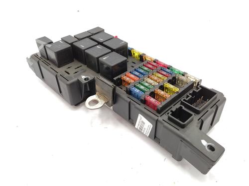 Fuse box VOLVO XC90 I (275) D5 AWD | BP28450522E1