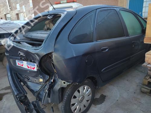 Left mirror CITROËN XSARA PICASSO (N68) 1.6 HDi | BP27367952C26 