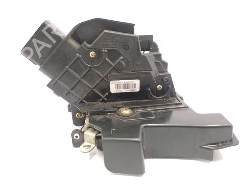 Serrure avant gauche FORD FOCUS II (DA_, HCP, DP) 1.6 Ti (115 hp) 21156591