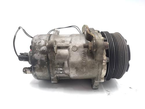 Used AC compressor VOLVO 460 (464) [1988-1996]  21154583