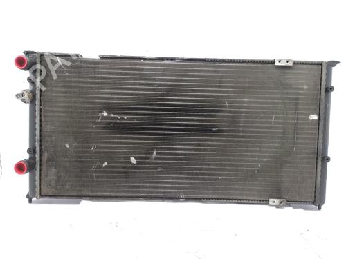 Used Water radiator VW PASSAT B3/B4 (3A2, 35I) 2.0 (115 hp) 21157894