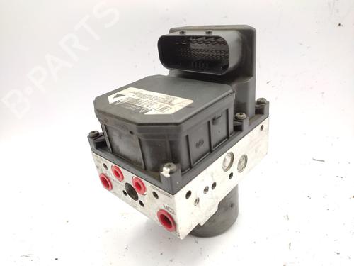 Used ABS pump TOYOTA COROLLA (_E12_) 2.0 D-4D (CDE120R, CDE120L_) (110 hp) 31943188