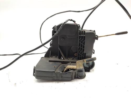 Used Front left lock MERCEDES-BENZ C-CLASS (W203) C 220 CDI (203.008) (150 hp) 21154976