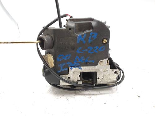 Rear left lock MERCEDES-BENZ C-CLASS (W203) C 220 CDI (203.008) | BP21154980C100 