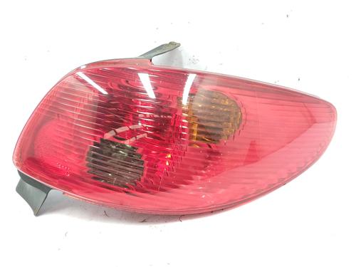 Used Right taillight Right taillight PEUGEOT 206 Hatchback (2A/C) 1.6 16V (109 hp) 31665286 31665286