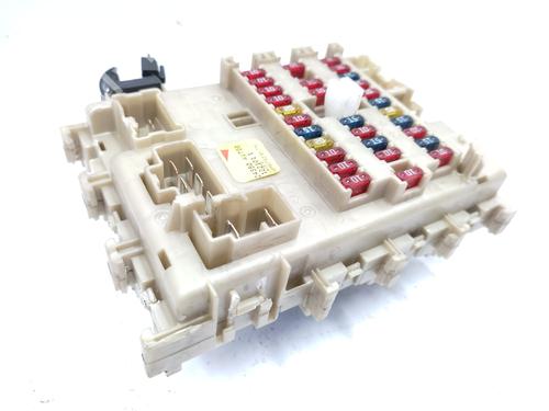 Used Fuse box NISSAN PRIMERA (P12) 2.0 (140 hp) 21157939