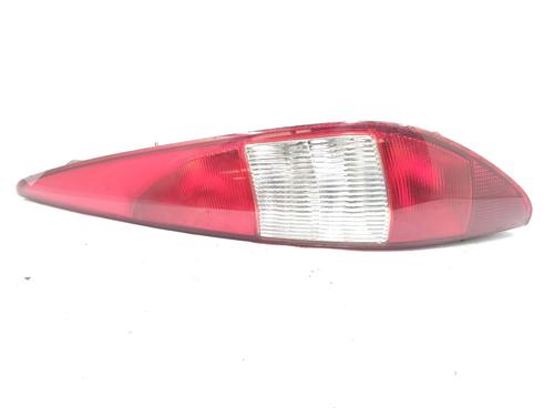 Used Right taillight FORD MONDEO III Turnier (BWY) [2000-2007]  21157036