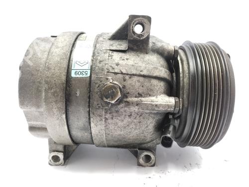 Used AC compressor RENAULT MEGANE I (BA0/1_) [1995-2004]  21155926