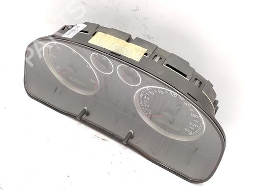 Instrument cluster VW PASSAT B5.5 (3B3) 1.9 TDI | BP30167000C47