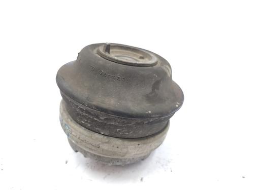 Used Engine mount MERCEDES-BENZ C-CLASS (W203) [2000-2007]  21161128