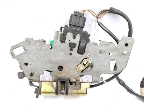 Rear right lock CHRYSLER VOYAGER IV (RG, RS) 2.5 CRD | BP23548145C99 
