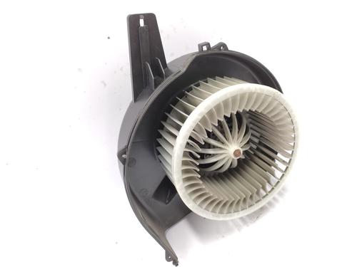 Used Heater blower motor Heater blower motor SEAT IBIZA IV ST (6J8, 6P8) 1.2 TSI (105 hp) 34007233 34007233