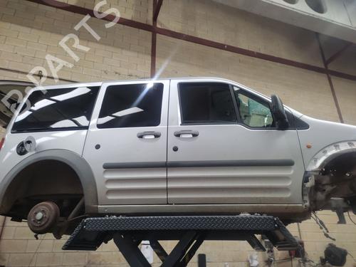 Brugte FORD TRANSIT CONNECT (P65_, P70_, P80_) 1.8 Di (75 hp) 4419571