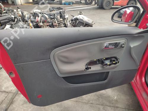 Left front steering knuckle SEAT IBIZA III (6L1) 1.4 TDI | BP26383293M25 