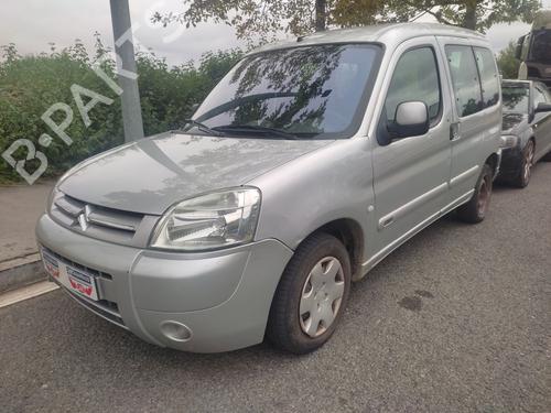 Right headlight CITROËN BERLINGO / BERLINGO FIRST MPV (MF_, GJK_, GFK_) 1.9 D (MFWJZ) | BP28098488C29 