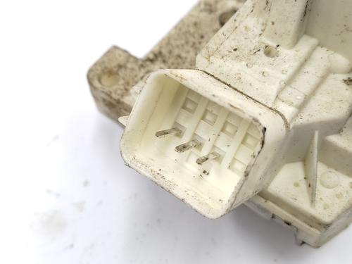 Zamek drzwi tylnych prawych FORD MONDEO III (B5Y) 2.0 TDCi | BP30684773C99