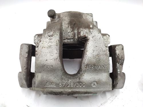 Used Right front brake caliper Right front brake caliper MERCEDES-BENZ E-CLASS (W210) E 270 CDI (210.016) (170 hp) 33049865 33049865