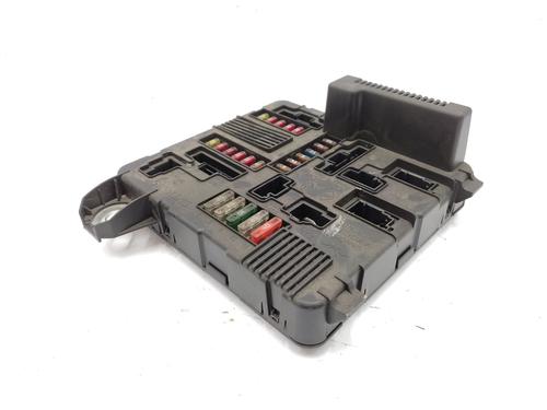 Used Fuse box RENAULT MEGANE II (BM0/1_, CM0/1_) 1.4 16V (BM0B, CM0B) (98 hp) 32169040
