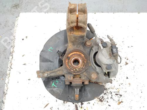 Used Left front steering knuckle VW TRANSPORTER T5 Van (7HA, 7HH, 7EA, 7EH) 2.5 TDI 4motion (130 hp) 24683146
